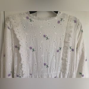 Lacy long sleeve linen maxi dress